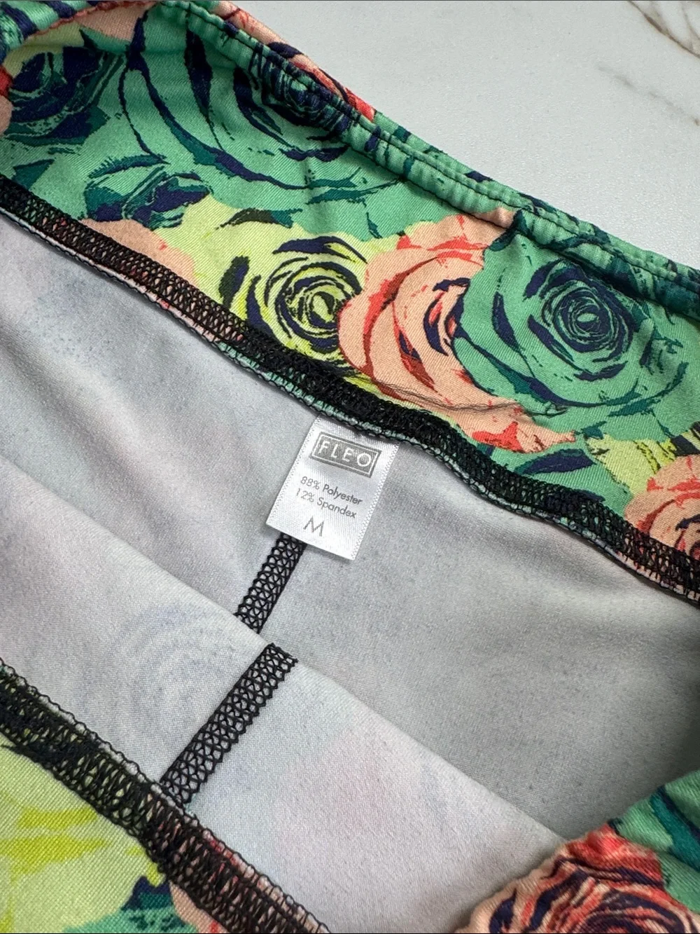 Fleo All Over Print Roses Micro Workout Shorts Sz M Crossfit Run bright